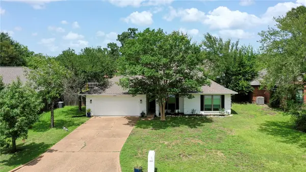 2907 Pueblo Court S, College Station, TX 77845