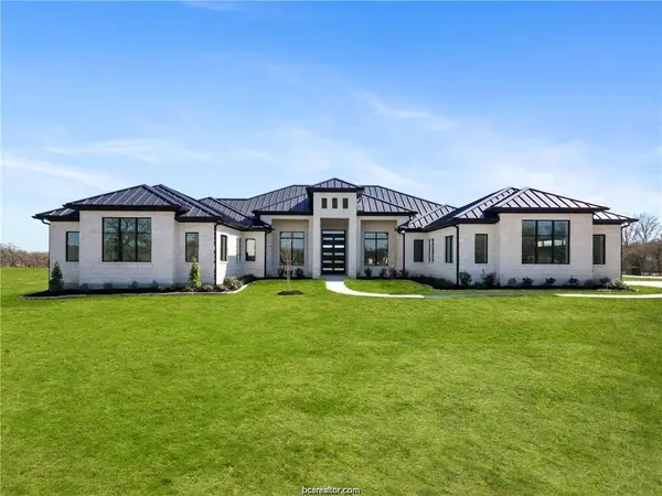 4558 Hicks Lane, College Station, TX 77845