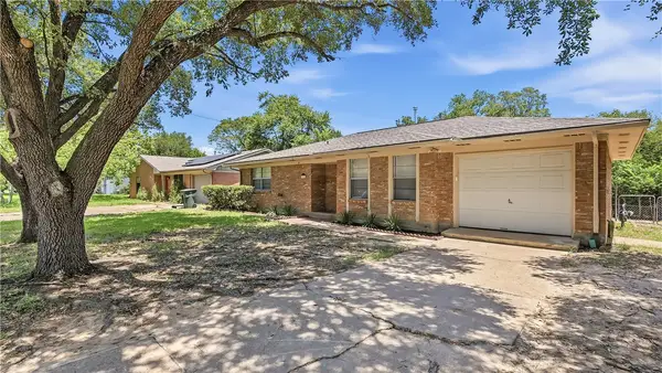 3024 Kim Street, Bryan, TX 77803