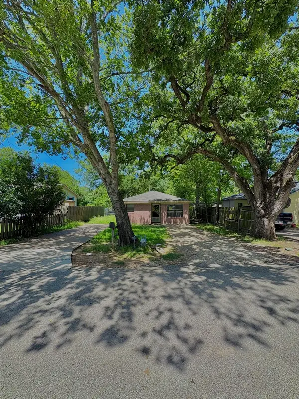 1204 Peale Street, Bryan, TX 77803