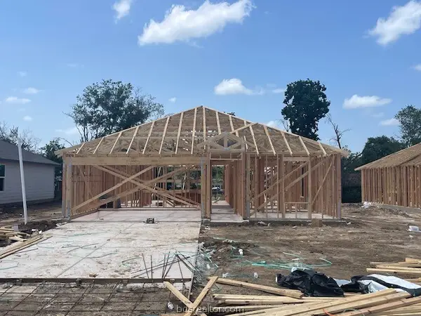 212 Paco Loop, Caldwell, TX 77836