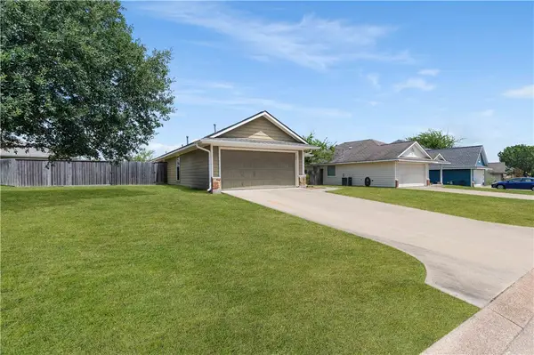 3927 Tranquil Path Drive, College Station, TX 77845