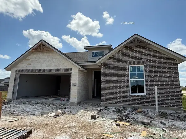 927 Fork Court, College Station, TX 77845