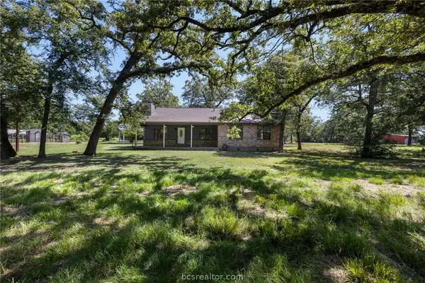 6388 Hurta Lane, Bryan, TX 77808