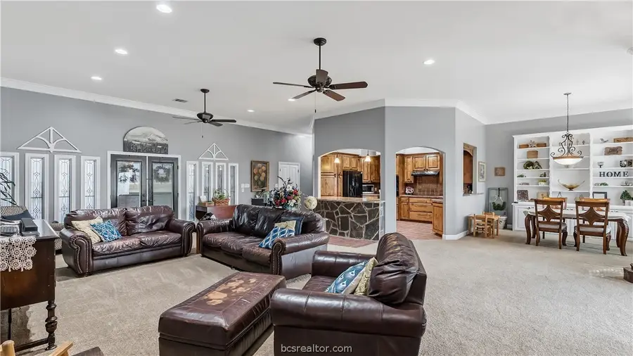 135 Apache Drive, Franklin, TX 77856 - #3
