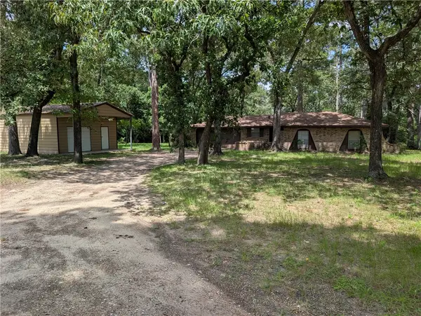 16745 Dogwood Court, Plantersville, TX 77363