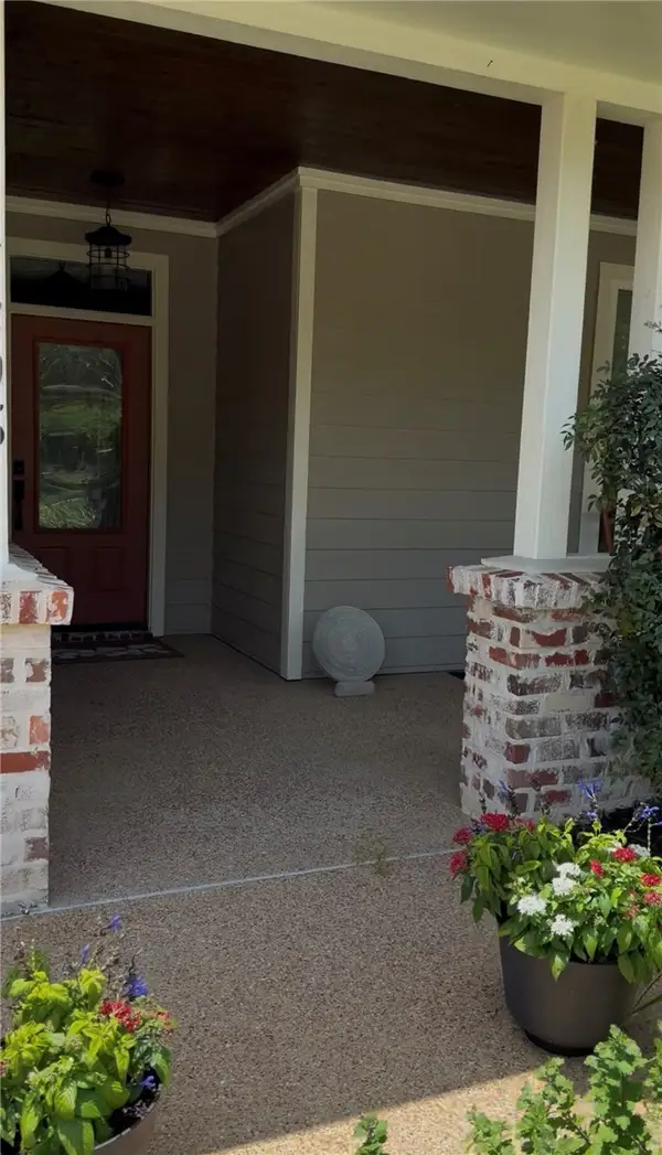 17805 Seneca Springs, College Station, TX 77845