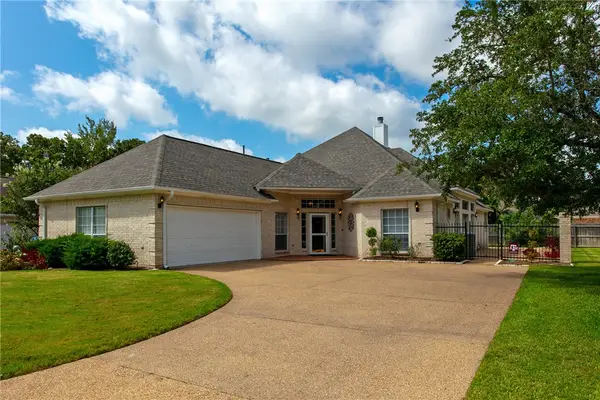 4900 Hogan Alley, College Station, TX 77845