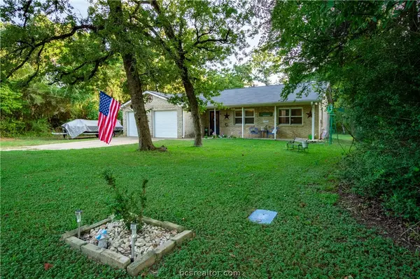 9 Valley View, Hilltop Lakes, TX 77871