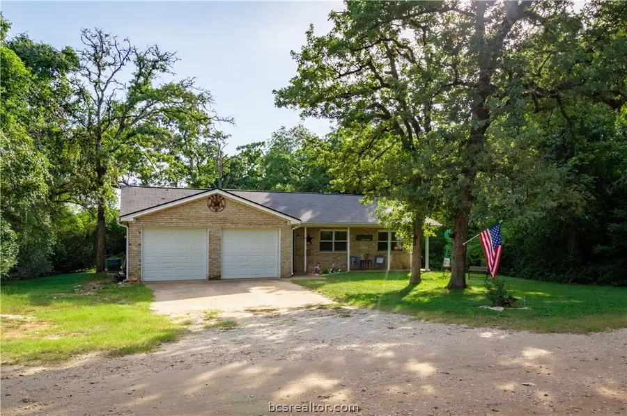 9 Valley View, Hilltop Lakes, TX 77871 - #2