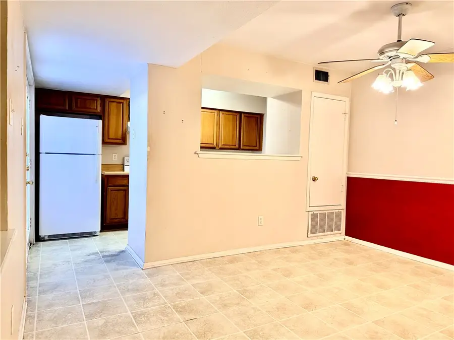 2101 Barak Lane #15, Bryan, TX 77802 - #3