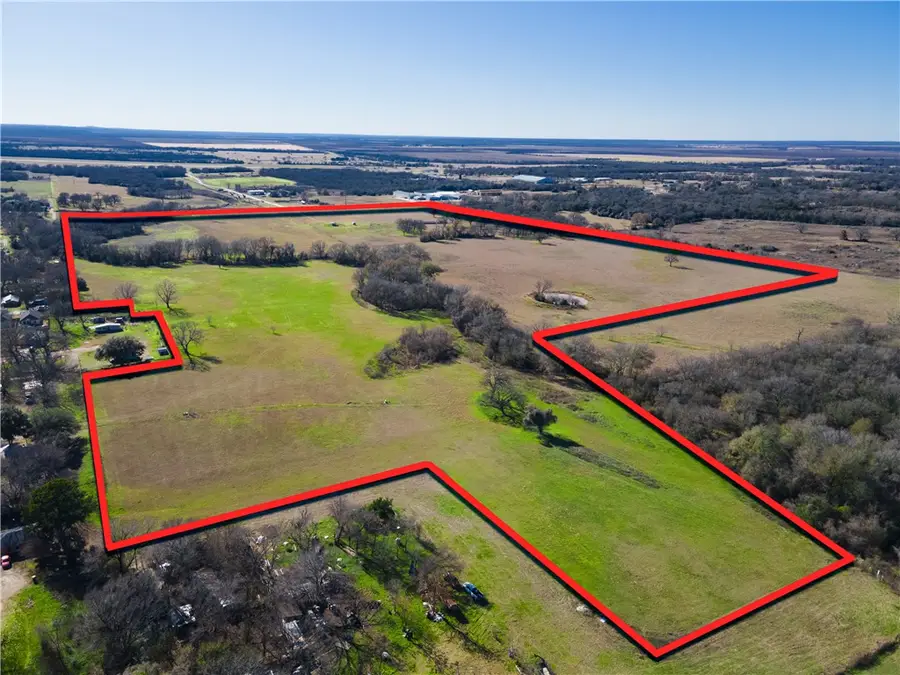 000 Vaughn Lane N, Hearne, TX 77859 - #2