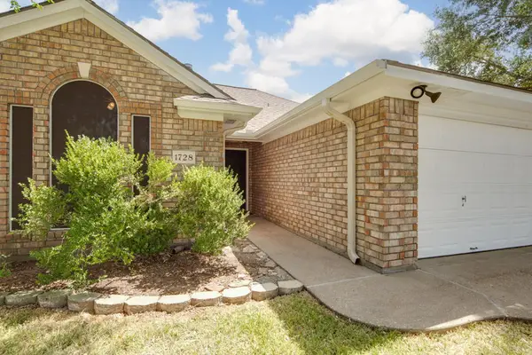 1728 Purple Martin Cove, College Station, TX 77845