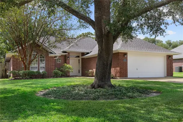 602 Yorkshire Drive, College Station, TX 77845