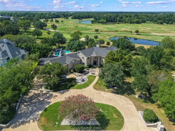 6014 Augusta Circle, College Station, TX 77845