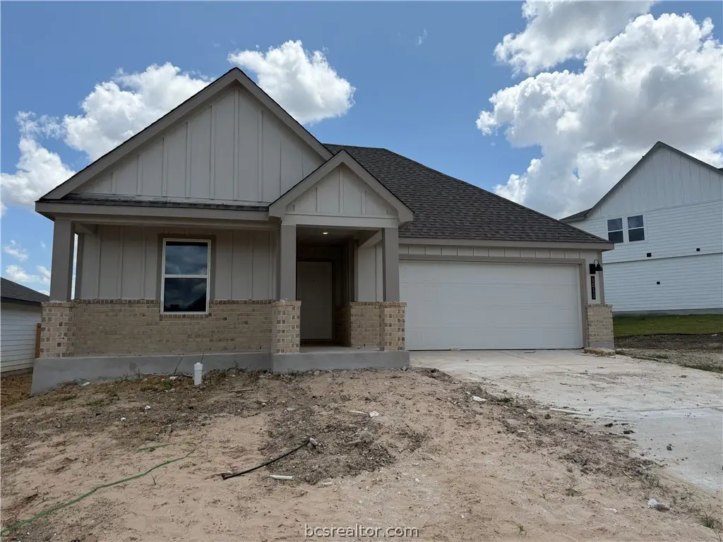 1011 Legrand Street, Brenham, TX 77833 - #1