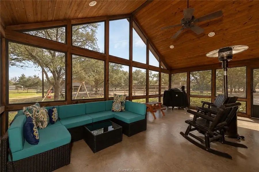 2302 Quail Run, College Station, TX 77845 - #3
