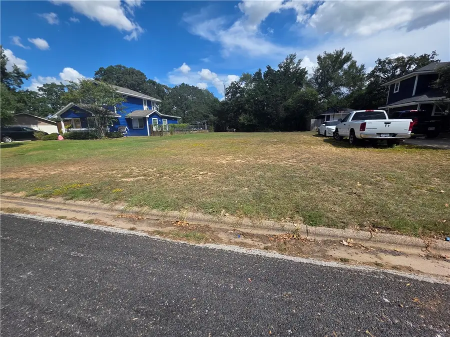 2410 Woodbend Drive, Bryan, TX 77803 - #3