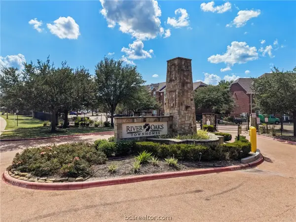 305 Holleman Drive E #301, College Station, TX 77840