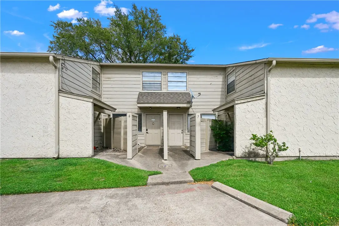 4405 Carter Creek Parkway #5, Bryan, TX 77802 - #1