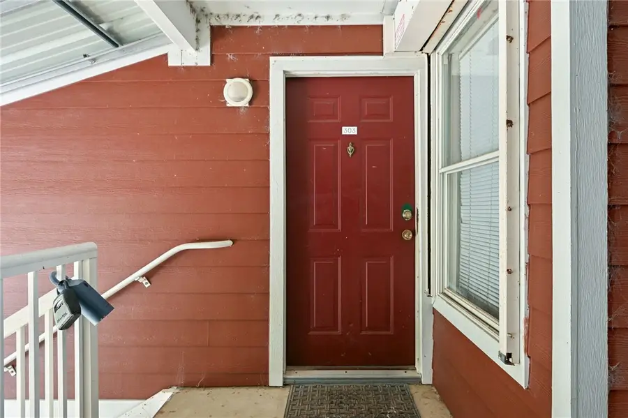 521 Southwest Parkway #303, College Station, TX 77840 - #2