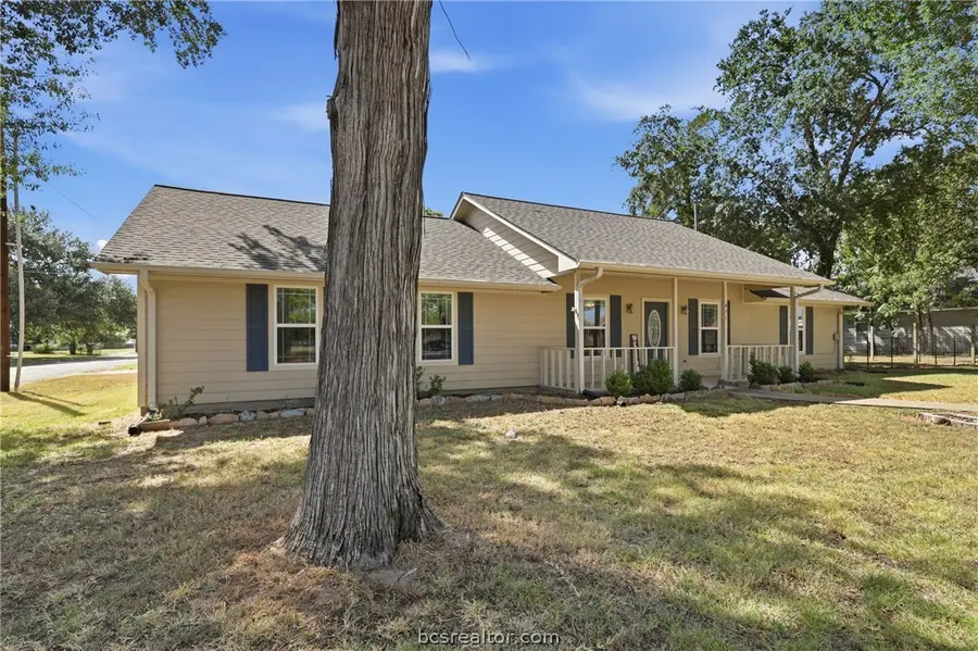 471 8th Street, Somerville, TX 77879 - #3