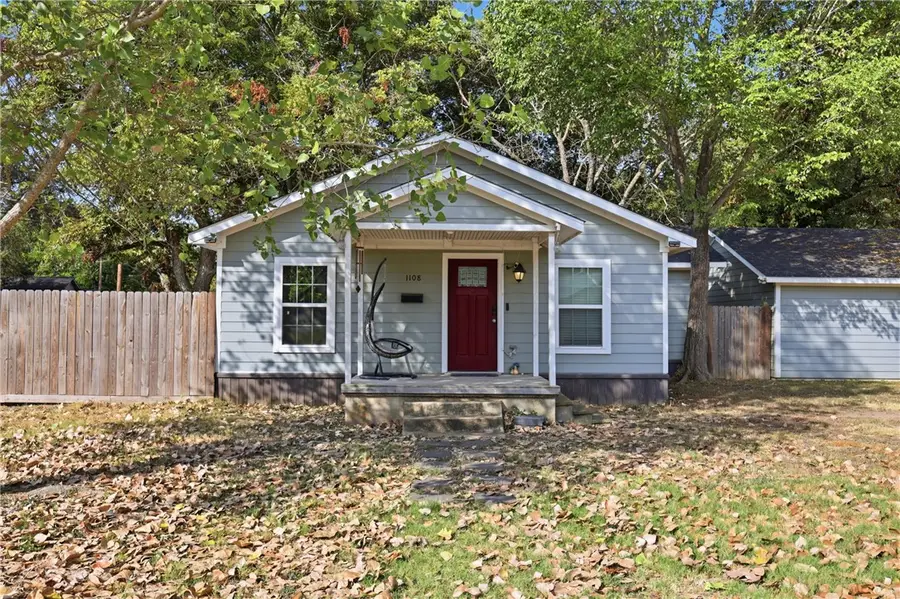 1108 Cypress Street, Hearne, TX 77859 - #2