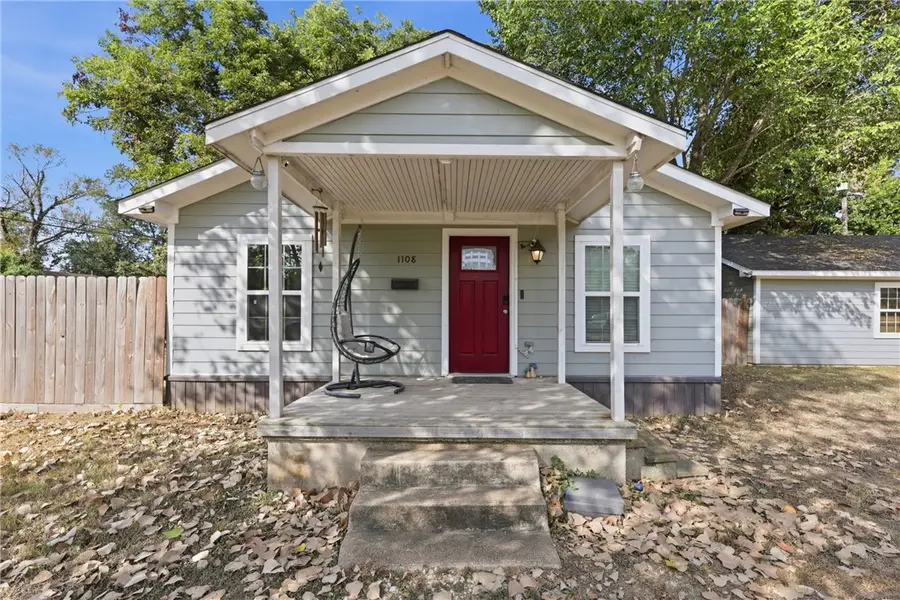 1108 Cypress Street, Hearne, TX 77859 - #3