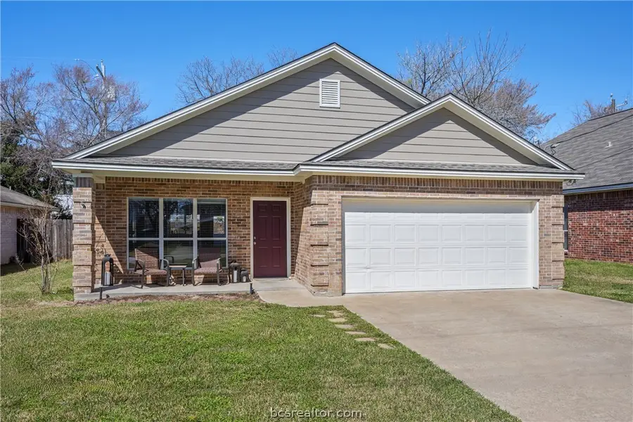 201 Richards Street, College Station, TX 77840 - #2