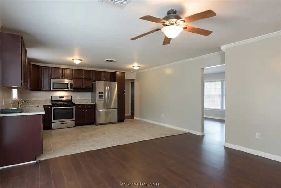 906 Lazy Lane, Bryan, TX 77802 - #3