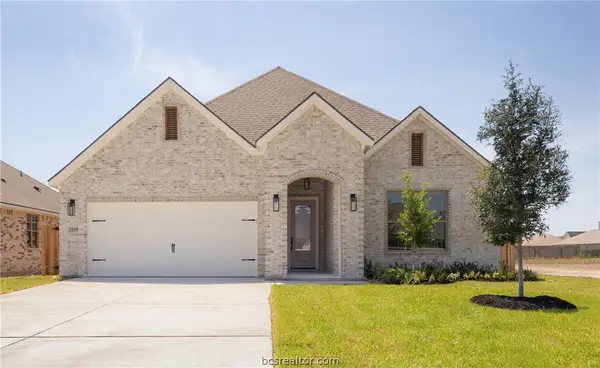 2819 Captain Drive, Bryan, TX 77808