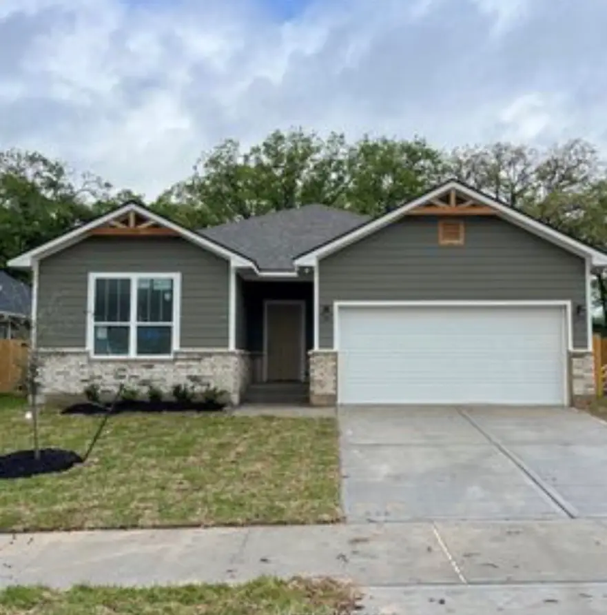 2415 Lightfoot Lane Ne, Bryan, TX 77803 - #1