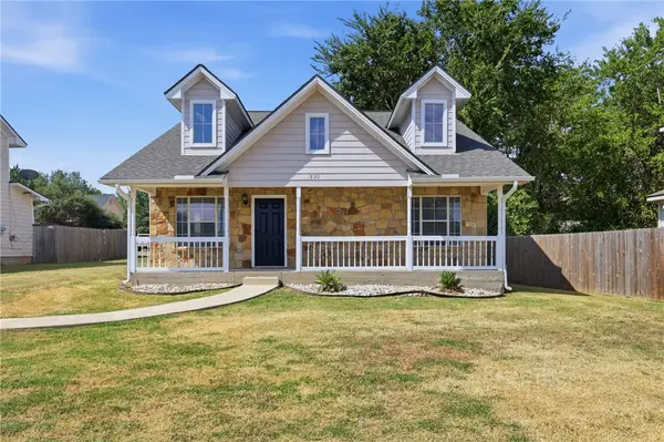 1720 Boardwalk Court, College Station, TX 77840