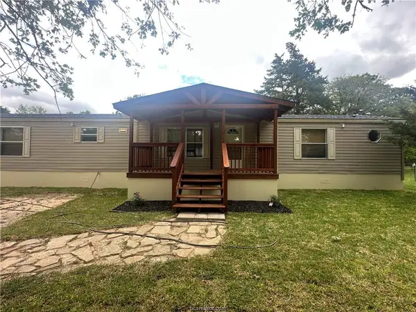 9855 Deer Ridge Lane, Bryan, TX 77808