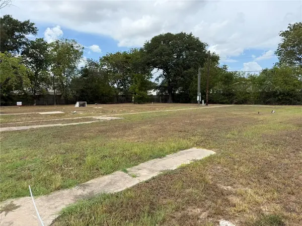 1804 Brookhaven Street, Bryan, TX 77803