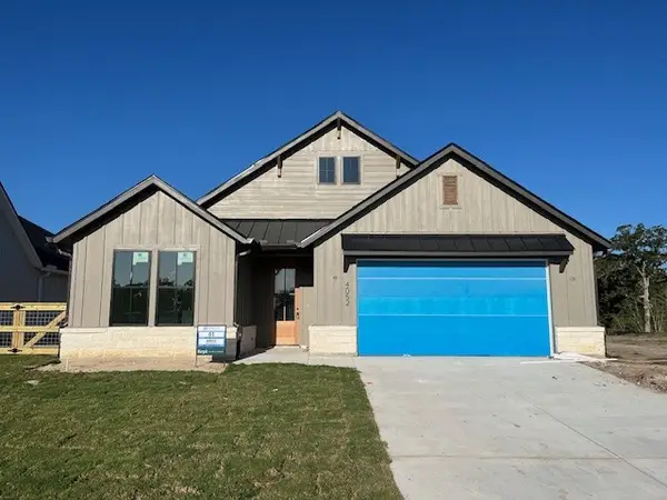 4052 Lakeside Club Drive, College Station, TX 77845