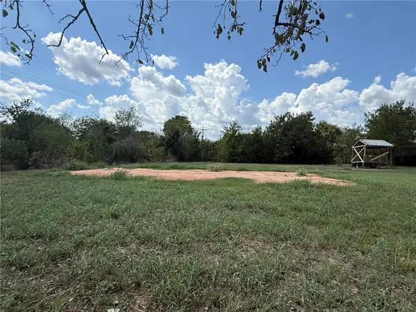 3710 King Road, North Zulch, TX 77872
