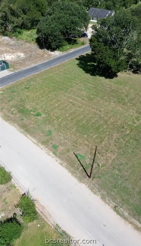 601 Universal Street #B, Navasota, TX 77868 - #1
