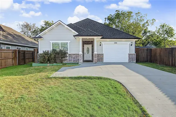 1208 W Martin Luther King Jr Street, Bryan, TX 77803