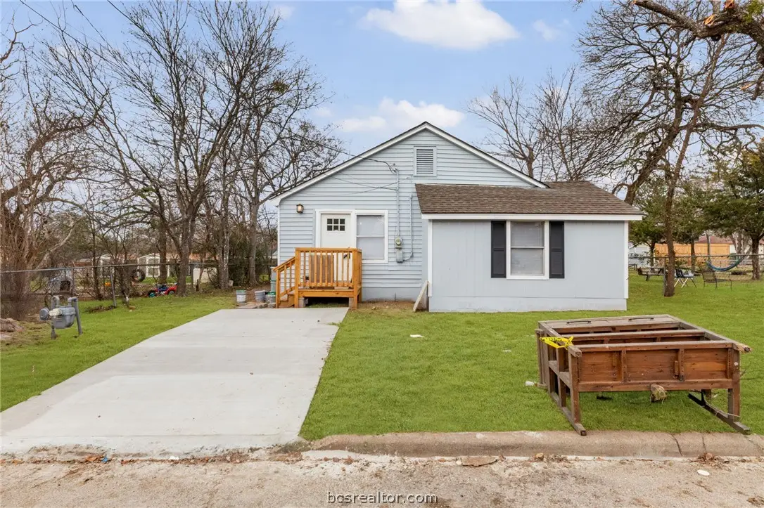 806 Walnut Street, Bryan, TX 77803 - #1