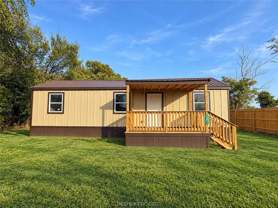 818 S Austin, Bremond, TX 76629 - #2