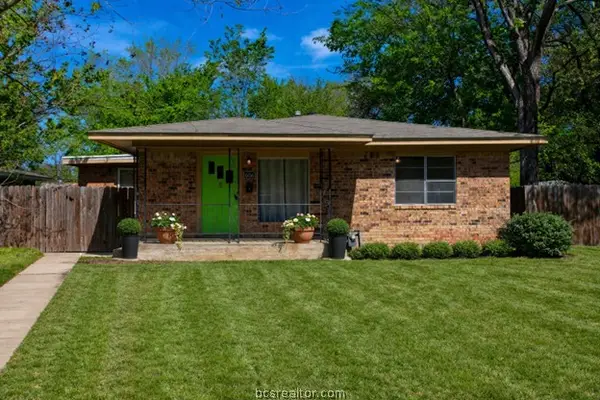 606 Wheelock Street, Hearne, TX 77859