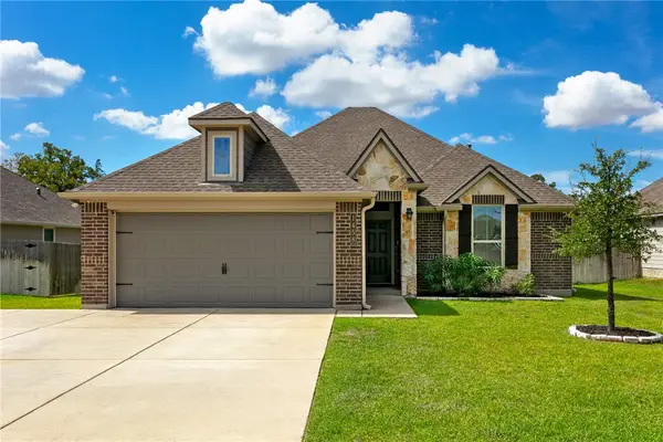 1458 Kingsgate Drive, Bryan, TX 77807
