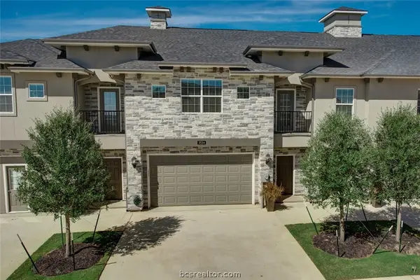 526/2829/3415 Momma Bear/papa Bear/summerway Drive, College Station, TX 77845