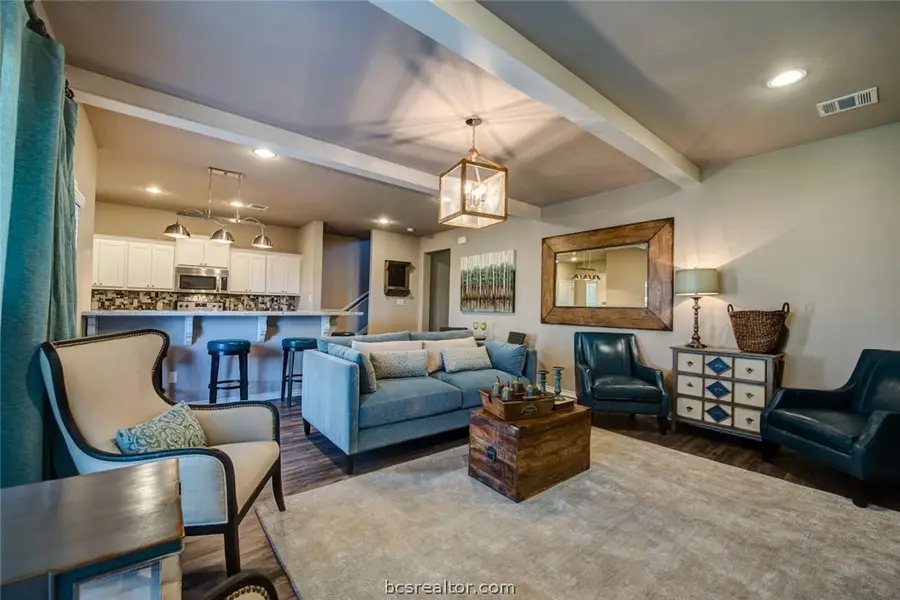 526/2829/3415 Momma Bear/papa Bear/summerway Drive, College Station, TX 77845 - #3
