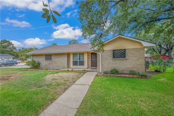 901 Glade Street, College Station, TX 77840