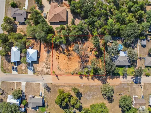 0 Crestway, Hearne, TX 77859