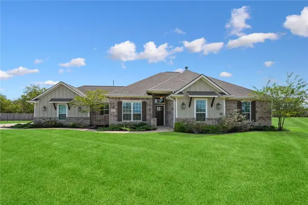4280 Foxtail Court, Bryan, TX 77808