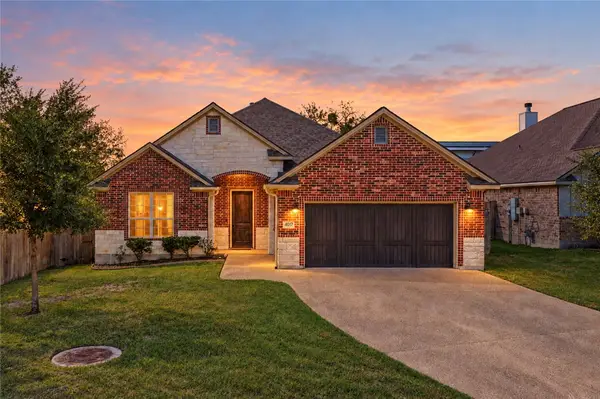 4017 Crestmont Drive, College Station, TX 77845