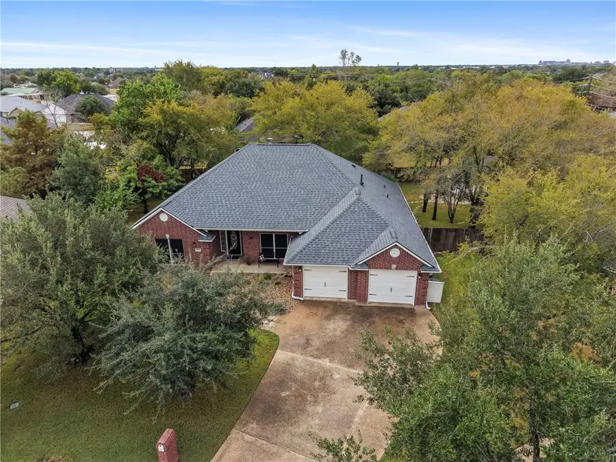 3902 Park Hurst Drive, Bryan, TX 77802 - #2